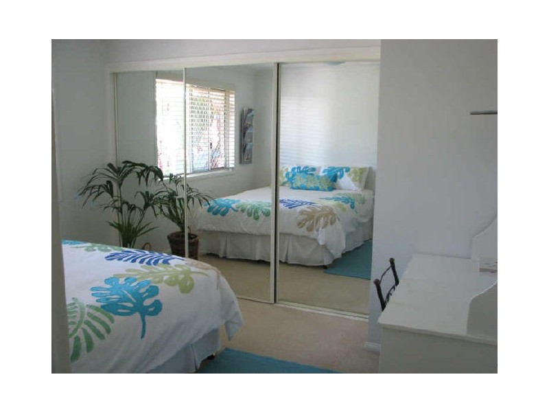Pacific Pines QLD 4211