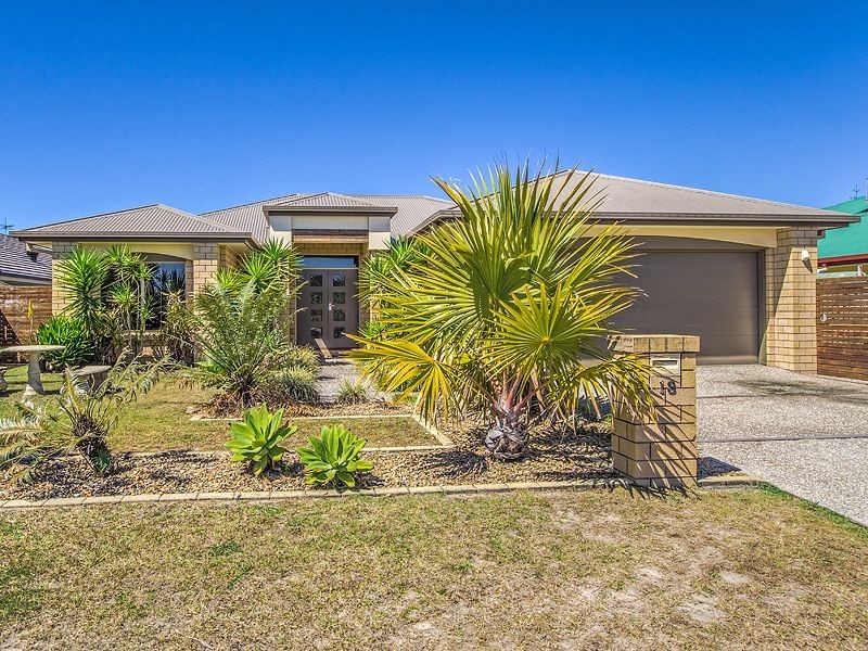18 Arragan Court, Pacific Pines QLD 4211
