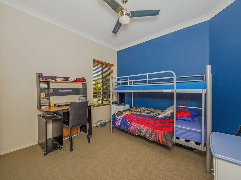 18 Arragan Court, Pacific Pines QLD 4211