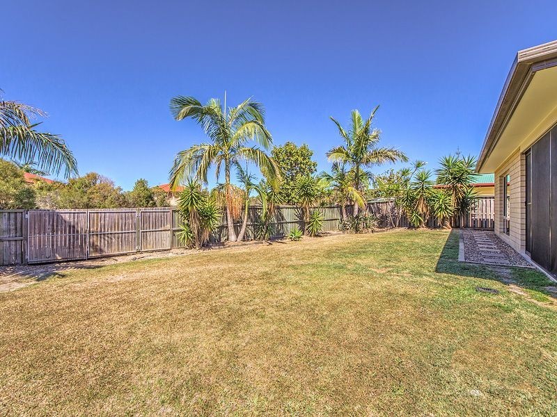 18 Arragan Court, Pacific Pines QLD 4211