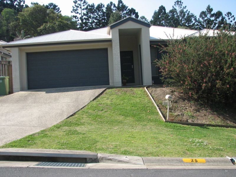 25 Lambert Drive, Maudsland QLD 4210