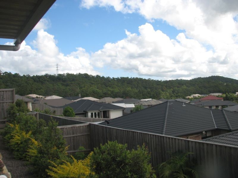 50 Aldgate Crescent, Pacific Pines QLD 4211