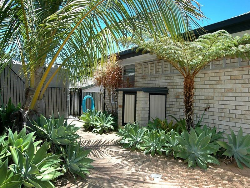 108 Universal Street, Oxenford QLD 4210