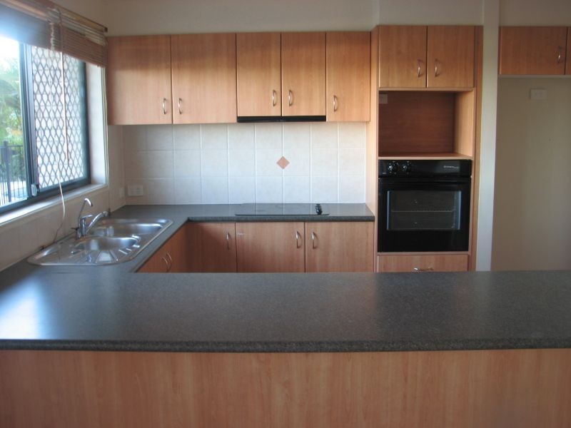 14 Amanu Crescent, Pacific Pines QLD 4211