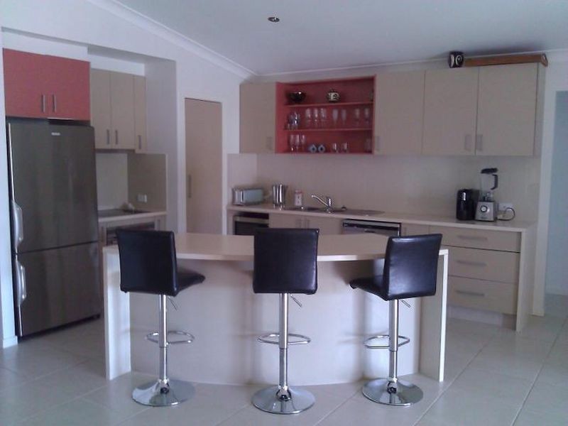 23 Sangster Crescent, Pacific Pines QLD 4211