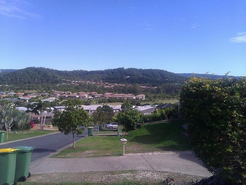 23 Sangster Crescent, Pacific Pines QLD 4211