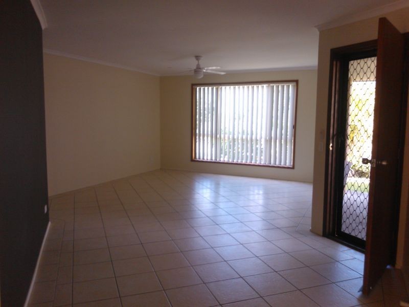 64 Studio Drive, Oxenford QLD 4210