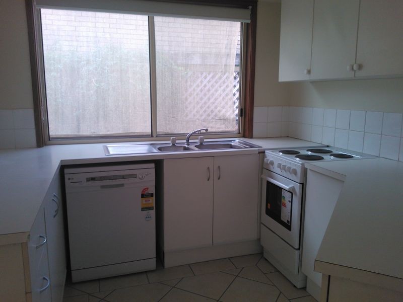 64 Studio Drive, Oxenford QLD 4210