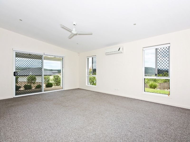 17 Angourie Crescent, Pacific Pines QLD 4211