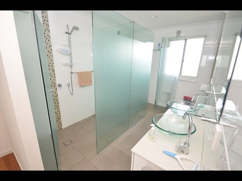 46 Midway Terrace, Pacific Pines QLD 4211