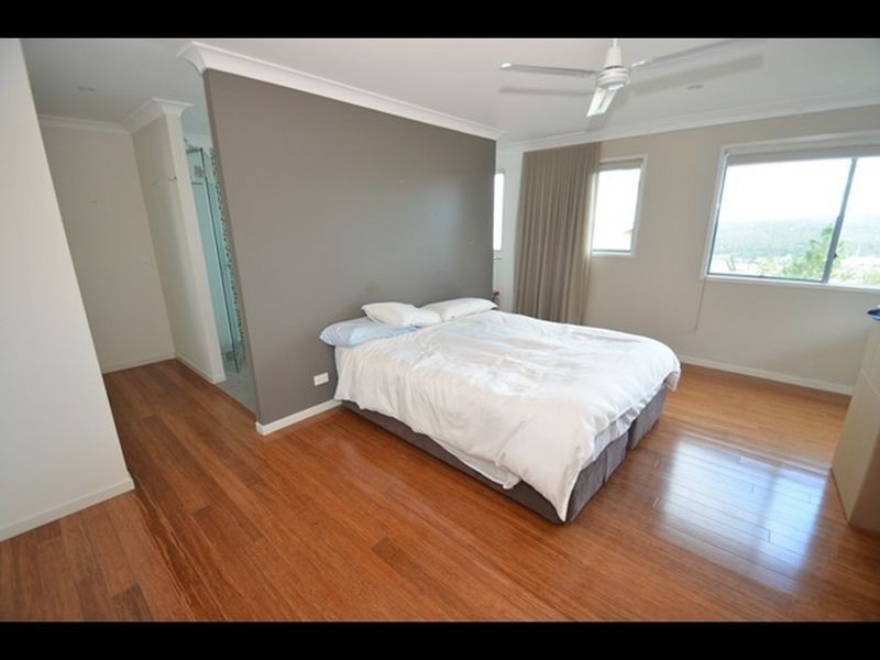 46 Midway Terrace, Pacific Pines QLD 4211
