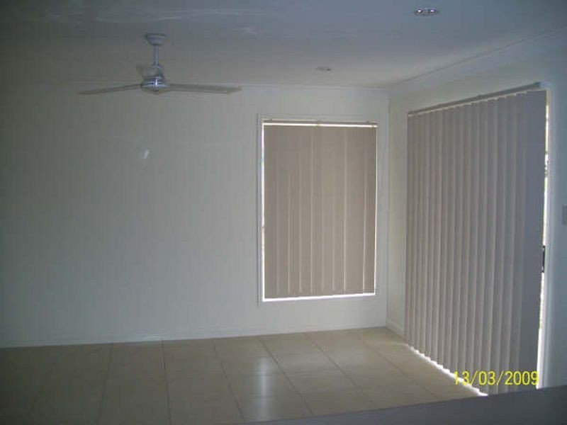 23 Barradeen Circuit, Pacific Pines QLD 4211