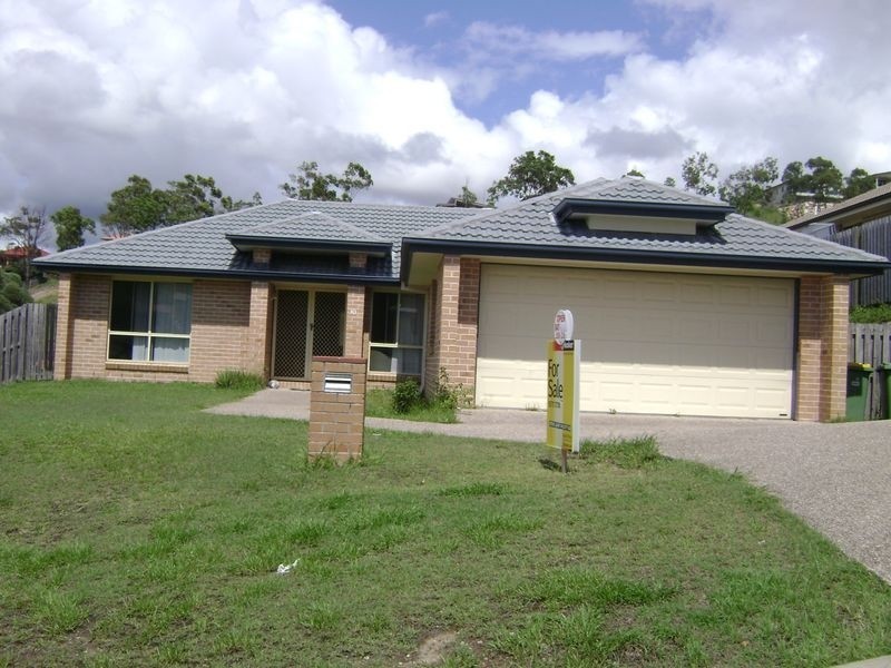 10 Pago Terrace, Pacific Pines QLD 4211