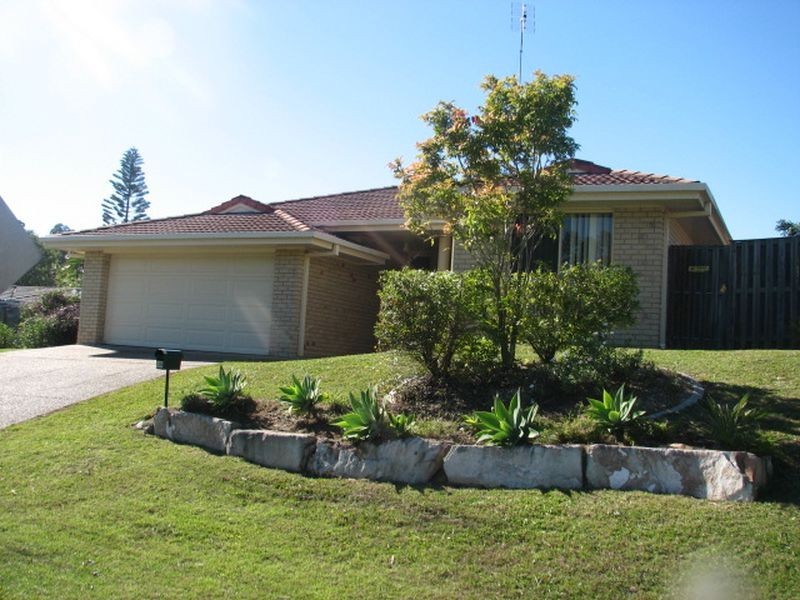 36 Pinevale Drive, Oxenford QLD 4210