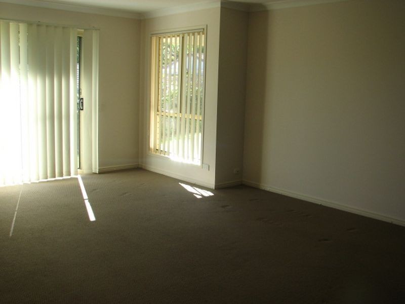 36 Pinevale Drive, Oxenford QLD 4210