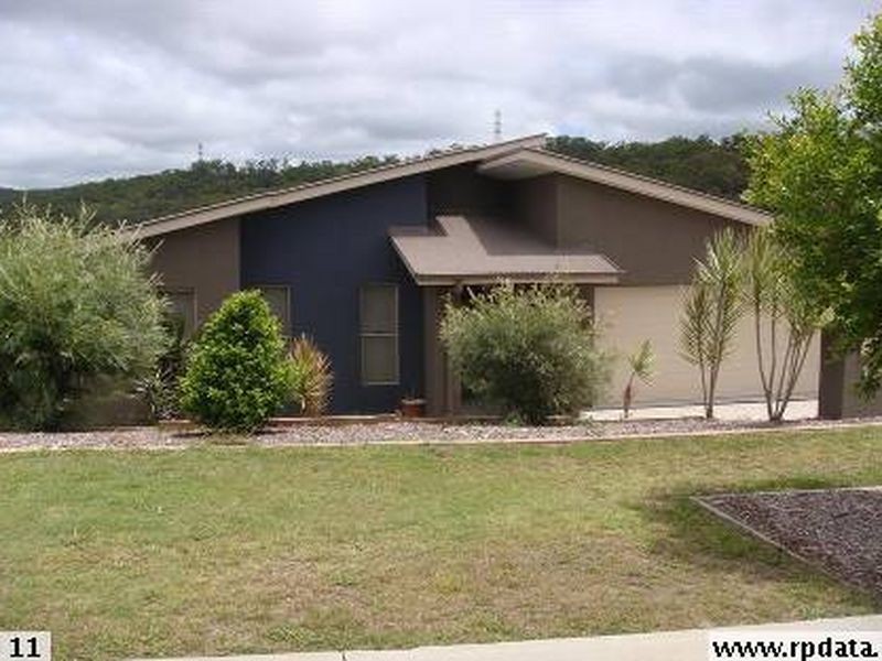10 Chesterton Street, Pacific Pines QLD 4211