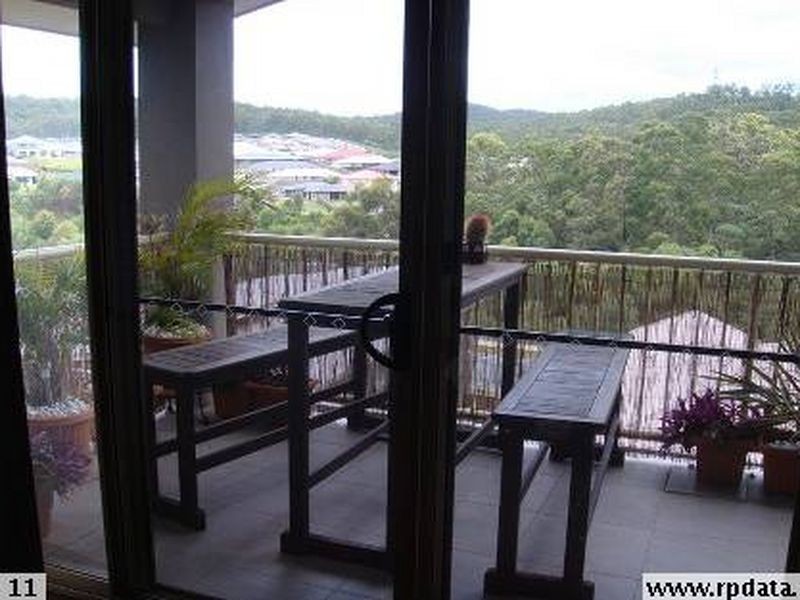 10 Chesterton Street, Pacific Pines QLD 4211