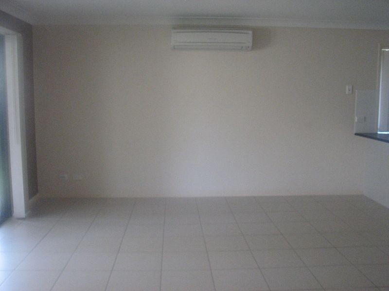 23 Shannonbrook Grove, Oxenford QLD 4210