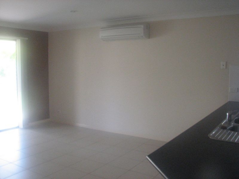 23 Shannonbrook Grove, Oxenford QLD 4210