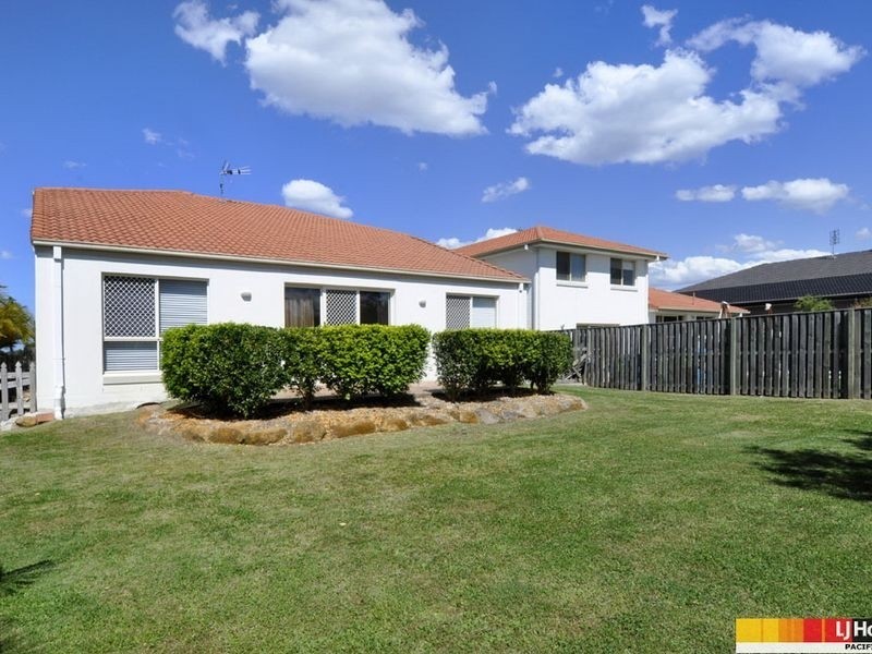13 Mellum Circuit, Pacific Pines QLD 4211