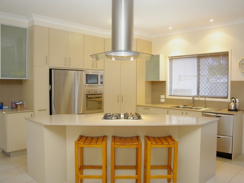 15 A Shannonbrook Grove, Oxenford QLD 4210