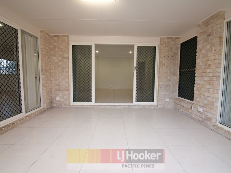 9 Witheren Circuit, Pacific Pines QLD 4211