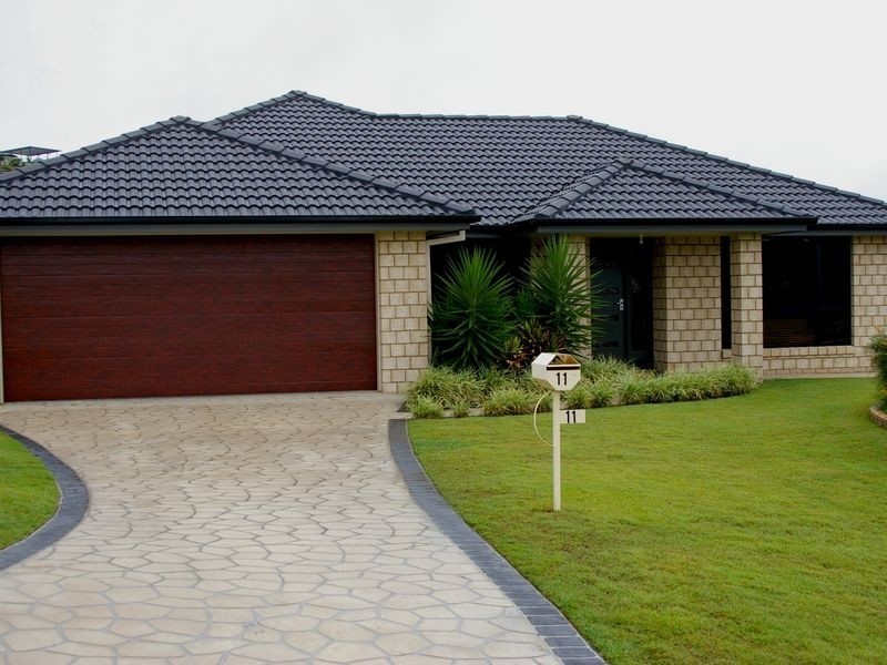 11 Minyon Court, Pacific Pines QLD 4211