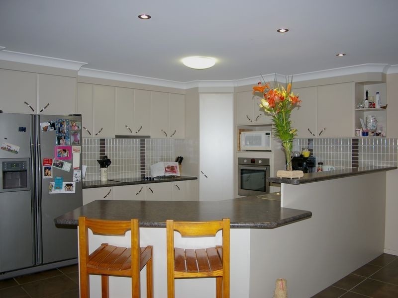 11 Minyon Court, Pacific Pines QLD 4211