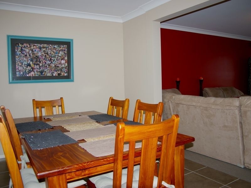 11 Minyon Court, Pacific Pines QLD 4211