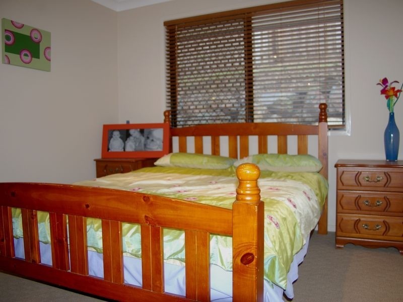 11 Minyon Court, Pacific Pines QLD 4211