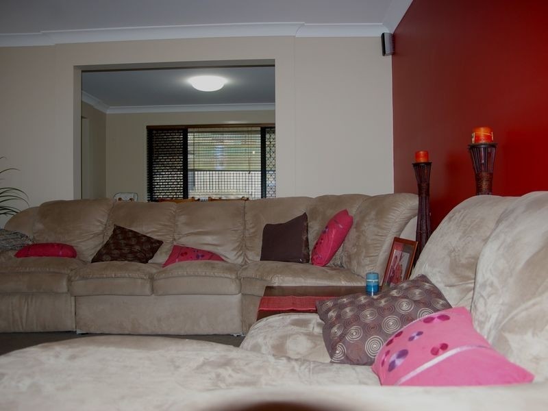 11 Minyon Court, Pacific Pines QLD 4211