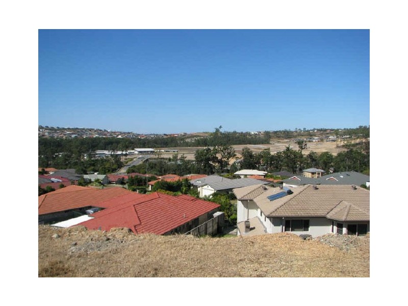 19 Maloney Crescent, Maudsland QLD 4210