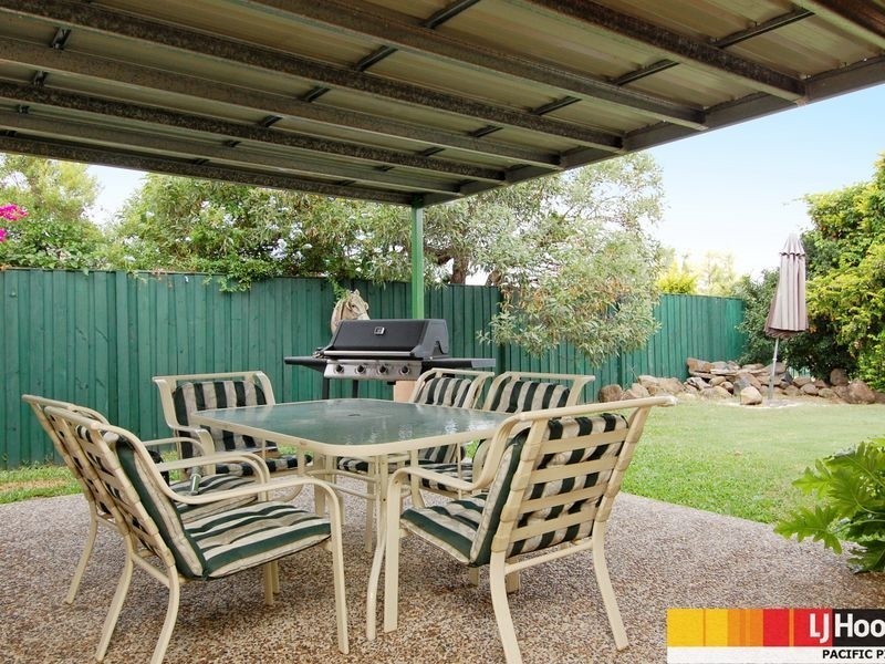 20 Howland Circuit, Pacific Pines QLD 4211