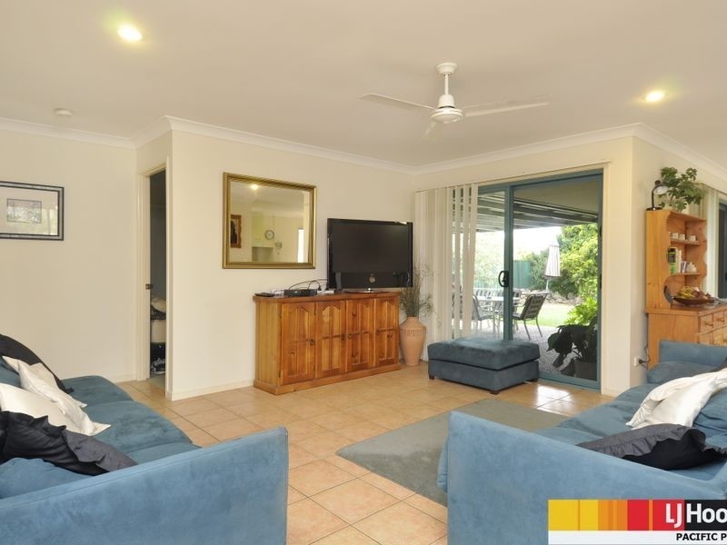 20 Howland Circuit, Pacific Pines QLD 4211