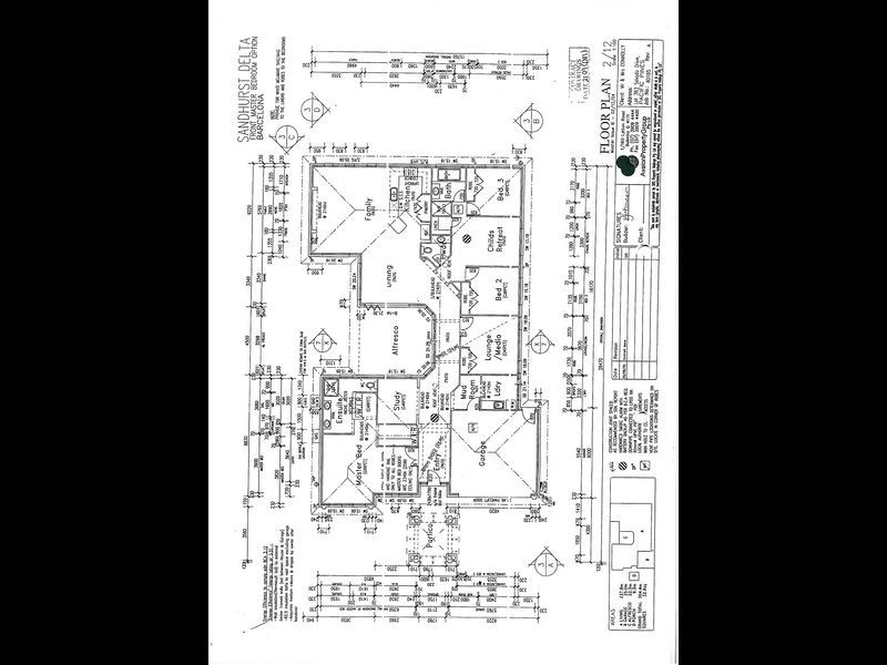 8 Salvado Drive, Pacific Pines QLD 4211