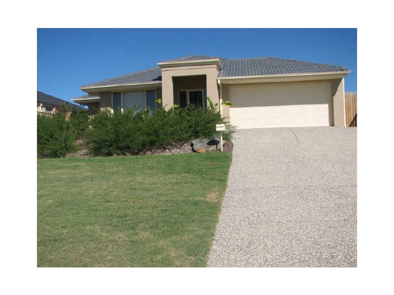 28 Carmarthen Circuit, Pacific Pines QLD 4211