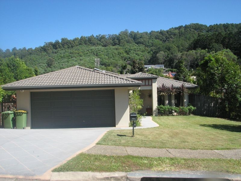6 Lambert Drive, Maudsland QLD 4210