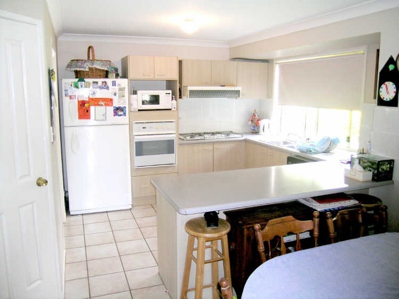 3 San Cristobal Place, Pacific Pines QLD 4211