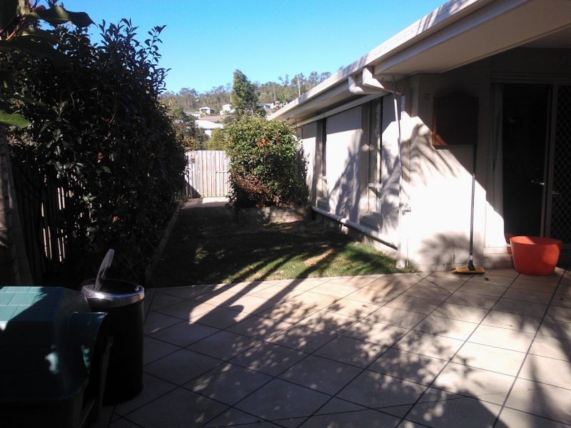 35 Carmarthen Circuit, Pacific Pines QLD 4211