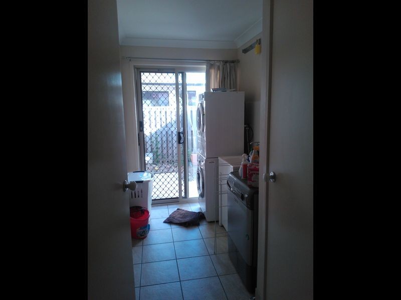 35 Carmarthen Circuit, Pacific Pines QLD 4211