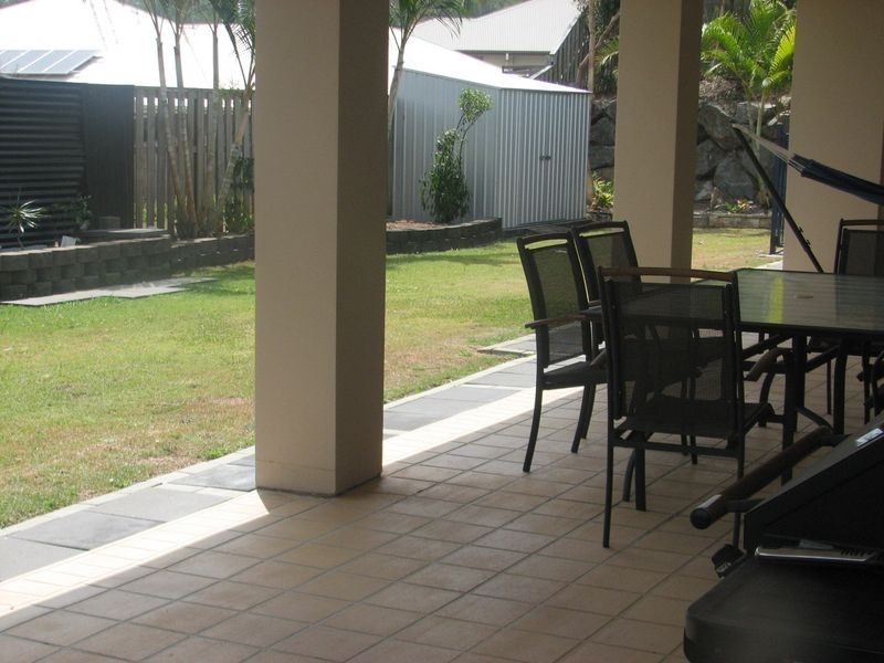 13 Irvine Street, Pacific Pines QLD 4211