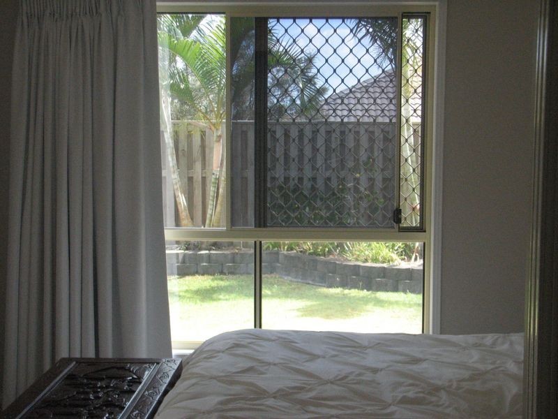 13 Irvine Street, Pacific Pines QLD 4211