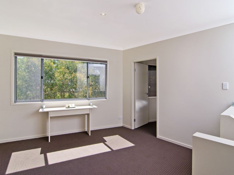 3/1 Aspect Place, Pacific Pines QLD 4211