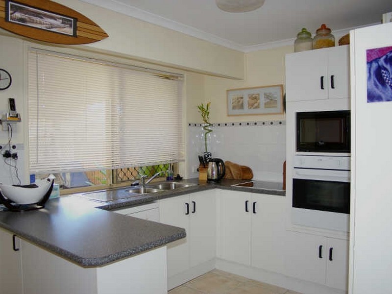 2/30 Chaplin Crescent, Oxenford QLD 4210