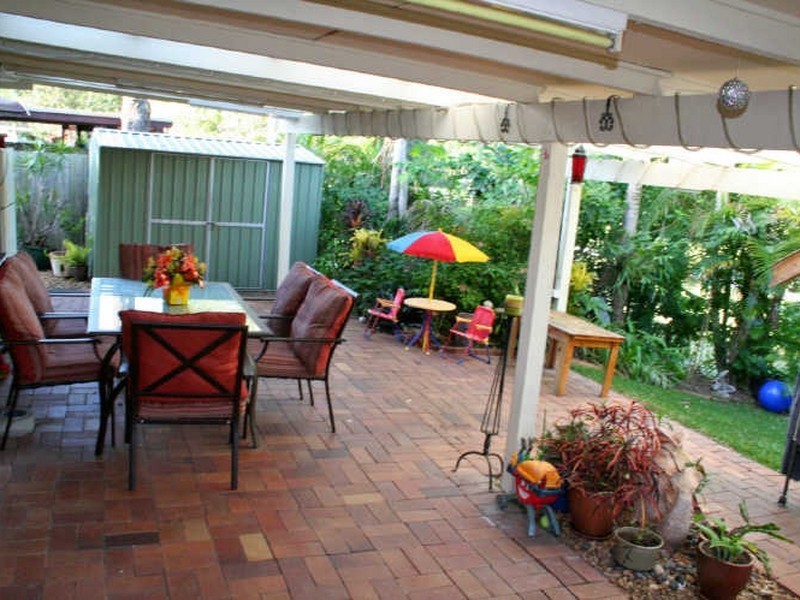 2/30 Chaplin Crescent, Oxenford QLD 4210