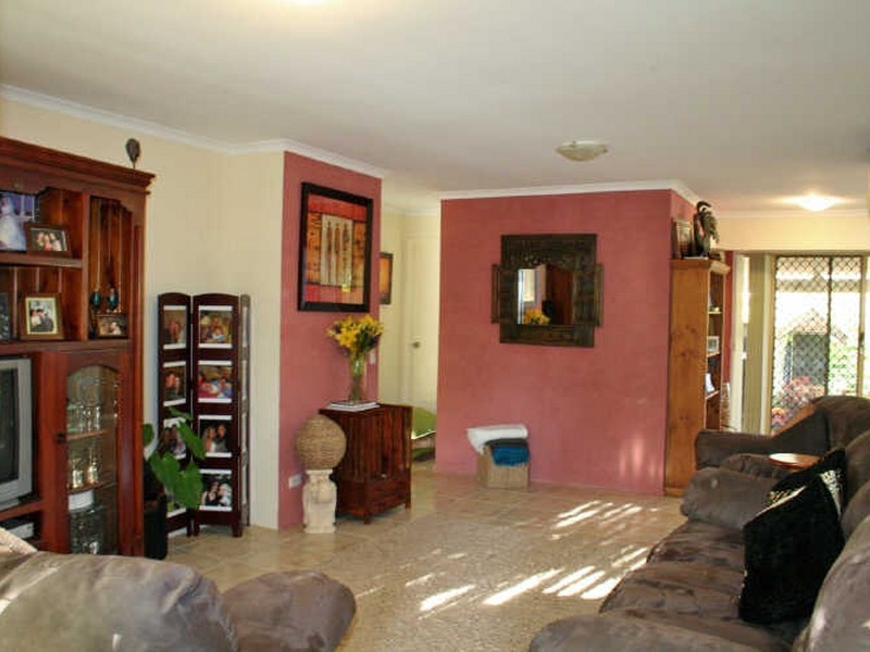 2/30 Chaplin Crescent, Oxenford QLD 4210