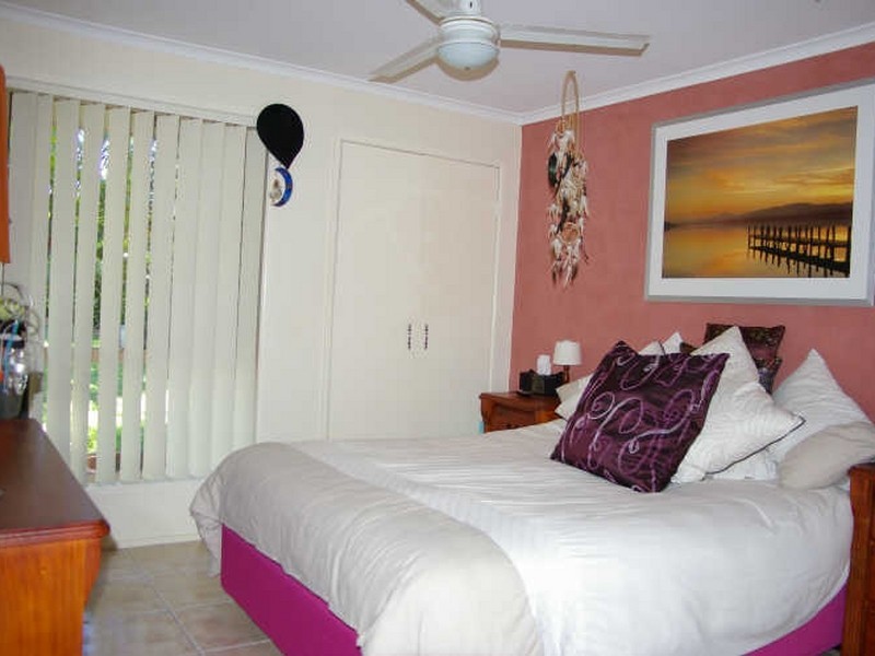 2/30 Chaplin Crescent, Oxenford QLD 4210