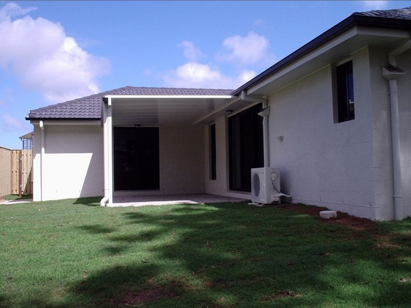 100 Mcauley Parade, Pacific Pines QLD 4211