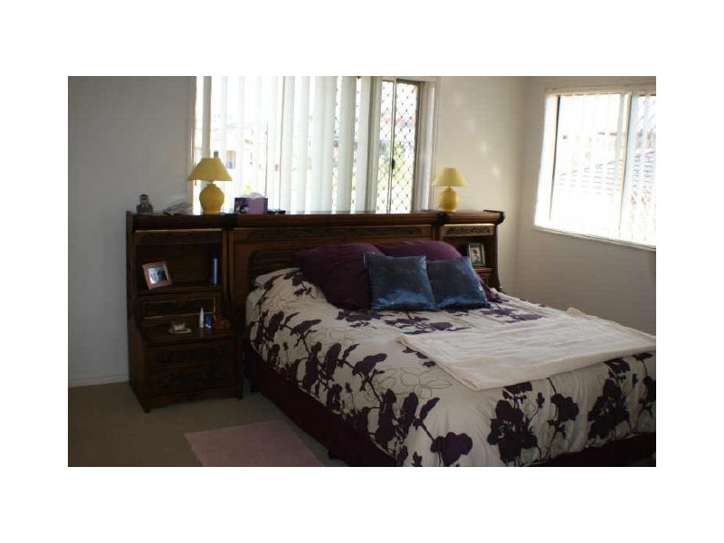 Pacific Pines QLD 4211