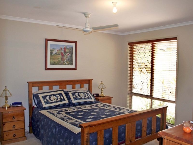 5 Hatutu Street, Pacific Pines QLD 4211